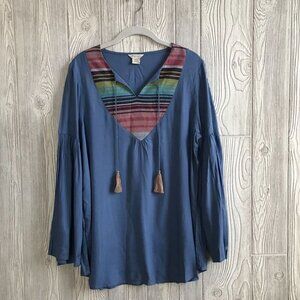 NWOT Ariat Western Embroidered Tunic Top w/ Flared Sleeves Tassels - M